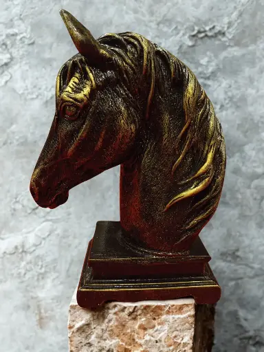 Regal Noir Stallion Bust